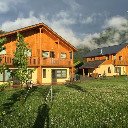 Les Chalets Fleurs De France - Kota Saint-Dalmas 外观 照片