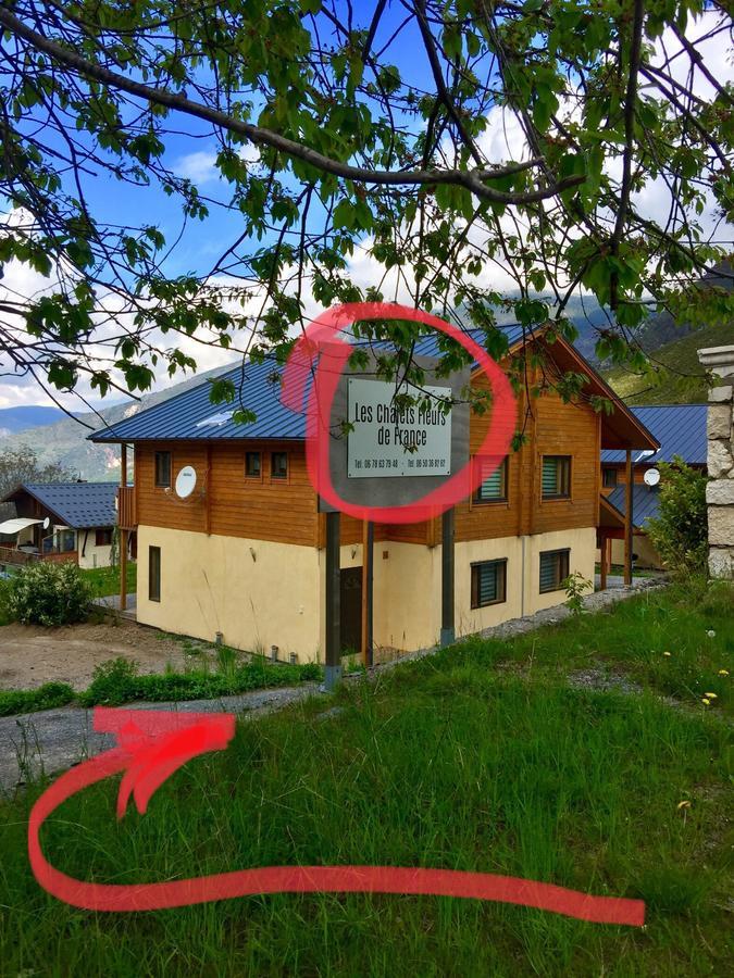 Les Chalets Fleurs De France - Kota Saint-Dalmas 外观 照片